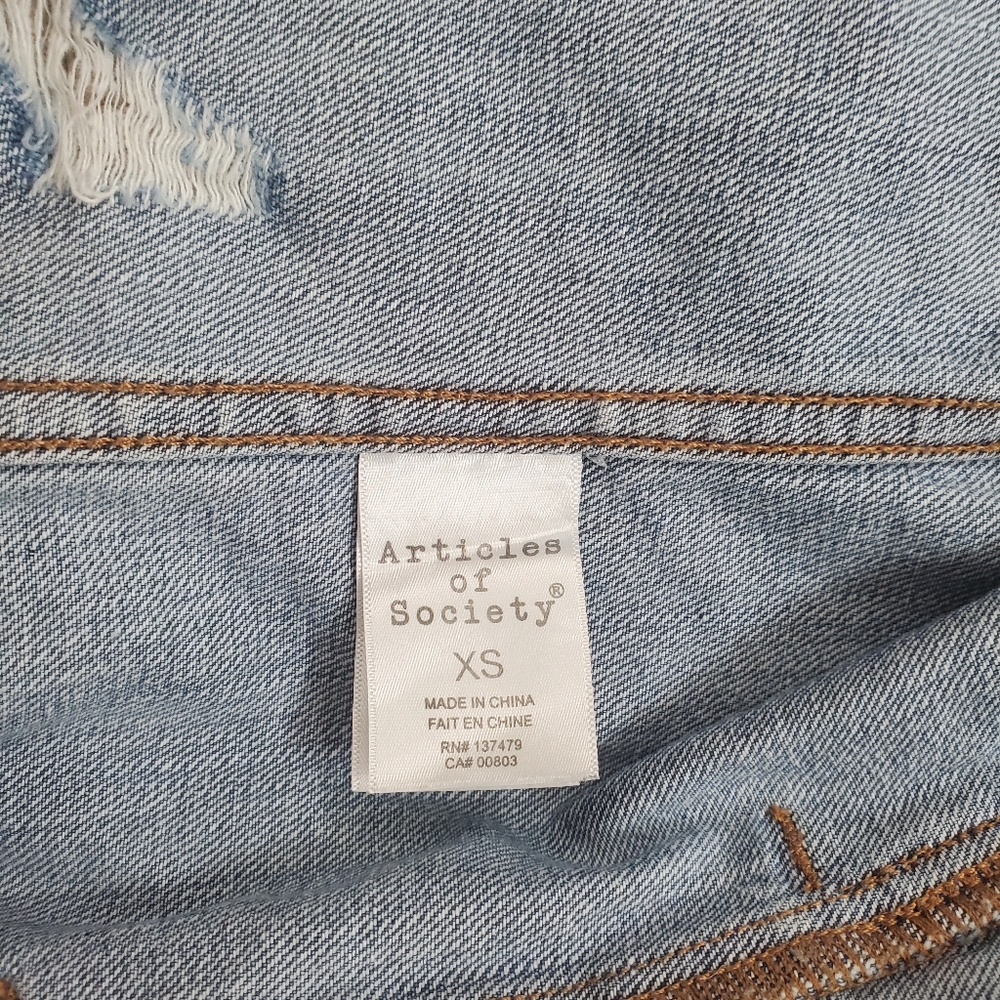 Jean Jacket - Picture 2 of 4